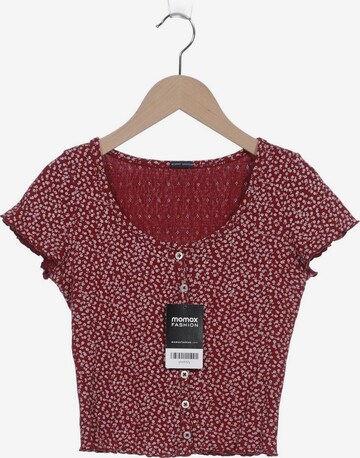 Brandy Melville Top & Shirt in XXS in Red: front