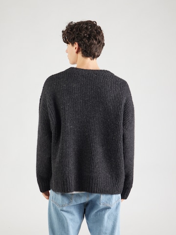WEEKDAY Sweater 'Riley' in Black