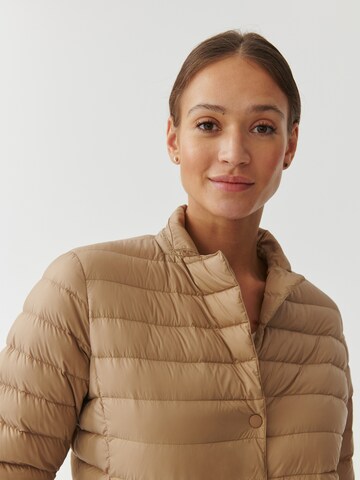 TATUUM Between-Season Jacket in Beige