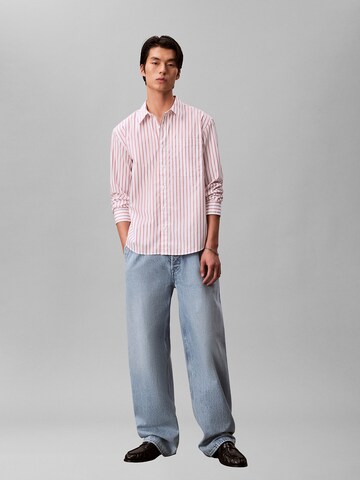 Coupe regular Chemise Calvin Klein en rouge