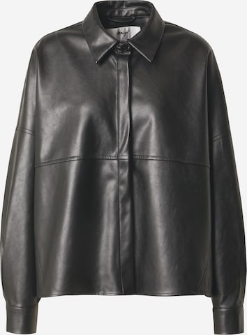 melns Maze Starpsezonu jaka: no priekšpuses