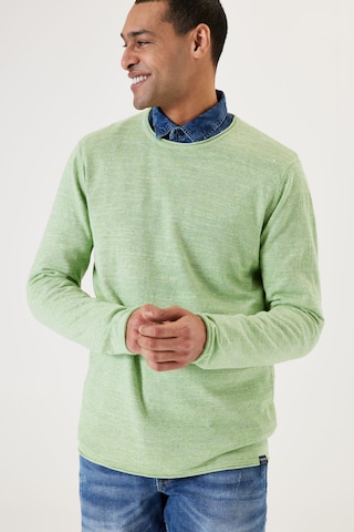 GARCIA Sweater in Green: front