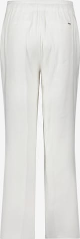 Betty & Co Loose fit Pants in White