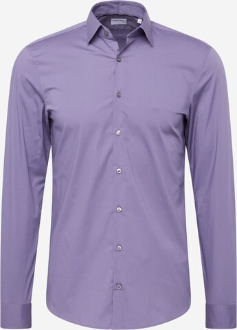 Chemise business Calvin Klein en violet : devant