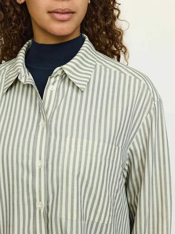 T-shirt ' SRVeronica ' Soft Rebels en gris : devant