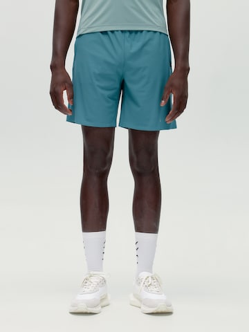 Born Regular Workout Pants 'Orinoco' in Green: front