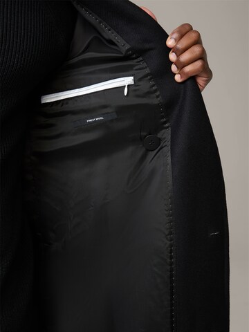 STRELLSON Mantel in Schwarz