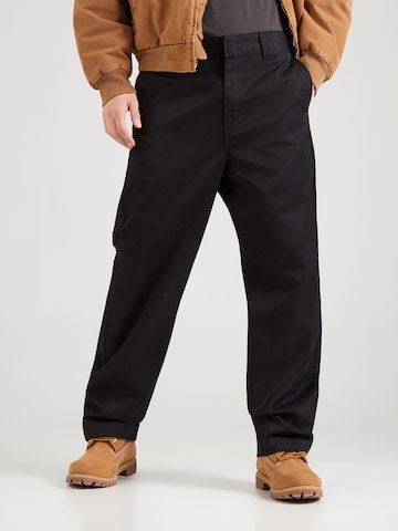 Carhartt WIP Regular Housut värissä musta: etupuoli