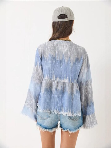 Kimono di Bianco Lucci in blu