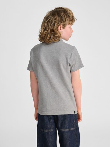 Hummel Performance shirt 'Mover' in Grey
