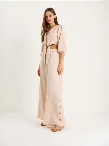 Completo pantalone di Bianco Lucci in beige