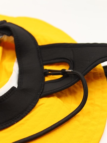 Cappello sportivo di Surf Monkey in giallo
