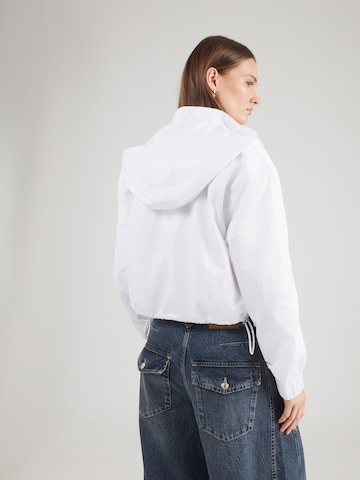 monari Between-Season Jacket in Beige
