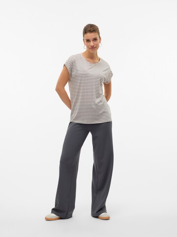 VERO MODA Wide Leg Housut värissä harmaa