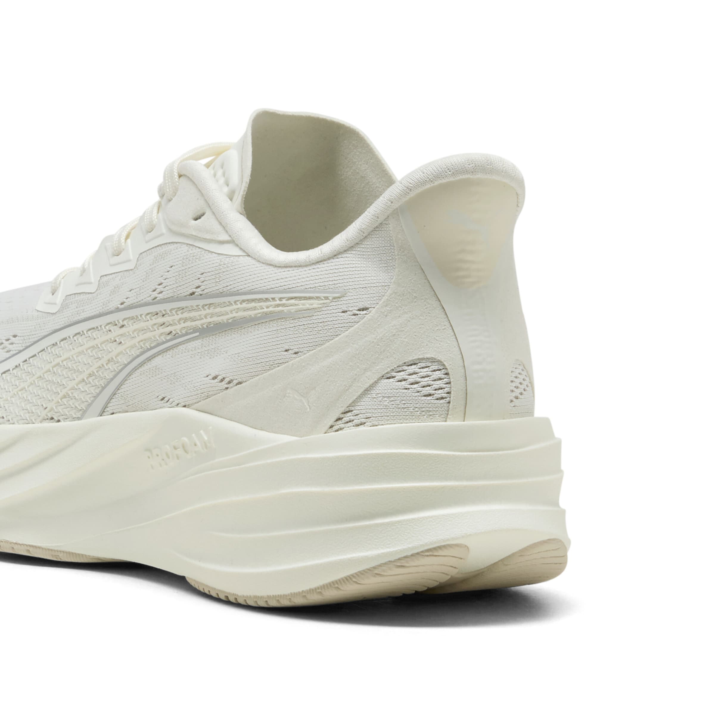 PUMA Loopschoen 'Darter Pro 2' in Wit