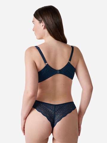 T-shirt Reggiseno 'Idole' di ETAM in nero