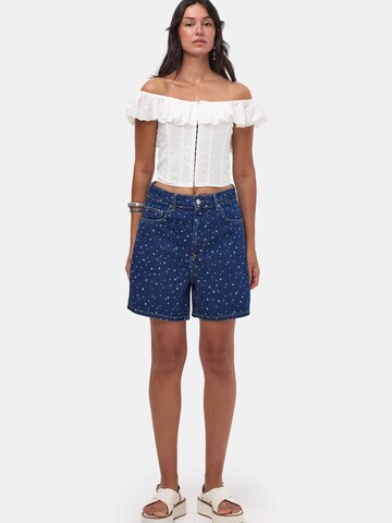 IT'S BASIC Regular Jeans 'POLKA MINI DENIM SHORT' in Blauw: voorkant