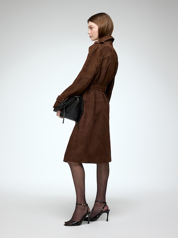 Cappotto invernale 'Helena' di V S P in marrone