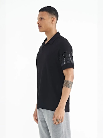 Tommy Life Shirt in Black