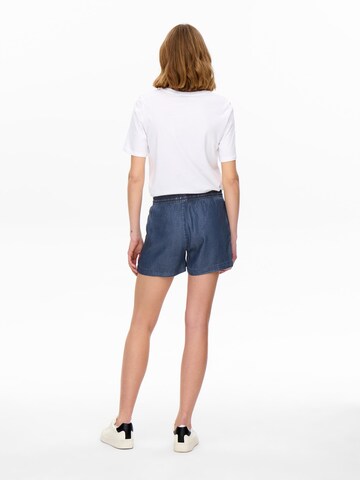 ONLY Regular Shorts 'Pema' in Blau