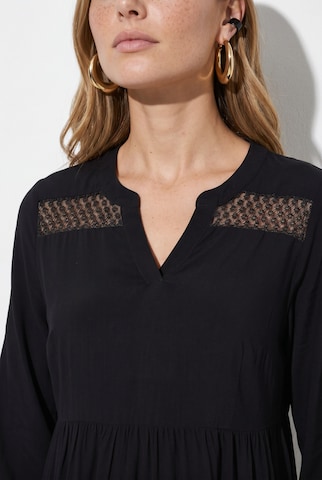 Angel of Style Dress in Black