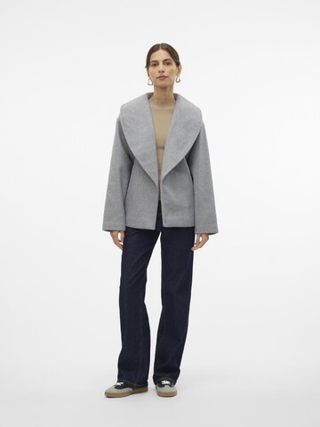 VERO MODA Between-Seasons Coat 'VMAnne Bergen' in Grey