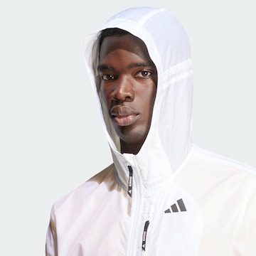 ADIDAS PERFORMANCE Urheilutakki 'Own The Run' värissä valkoinen