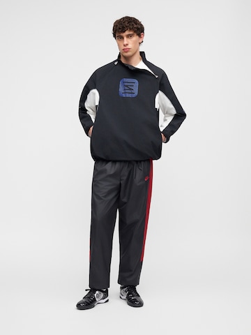 Nike Sportswear Övergångsjacka 'SHOX' i svart