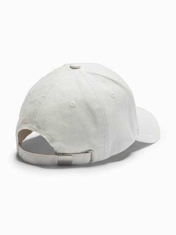 Ombre Cap in White