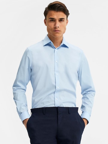 Coupe regular Chemise business WE Fashion en bleu : devant