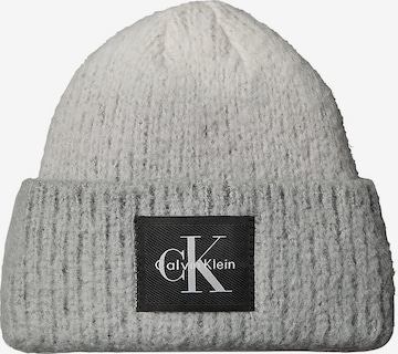 Calvin Klein - Gorra en gris: frente
