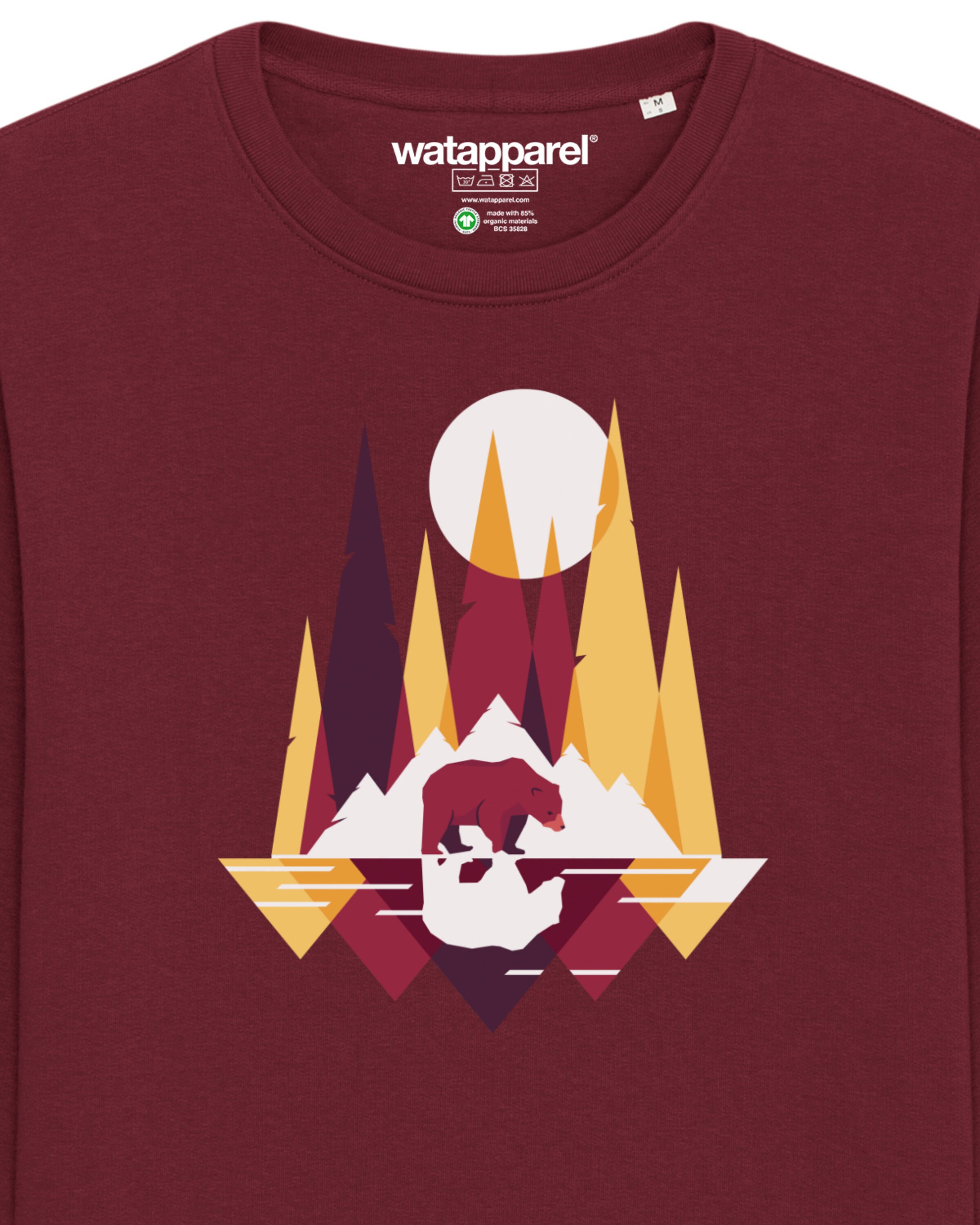 Watapparel Sweatshirt ' Von Bären und Bergen ' in Rood