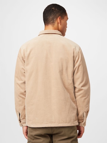 Carhartt WIP Välikausitakki 'Whitsome' värissä beige