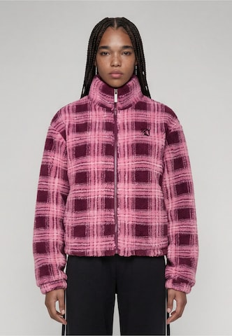 Karl Kani Fleece jas in Lila: voorkant
