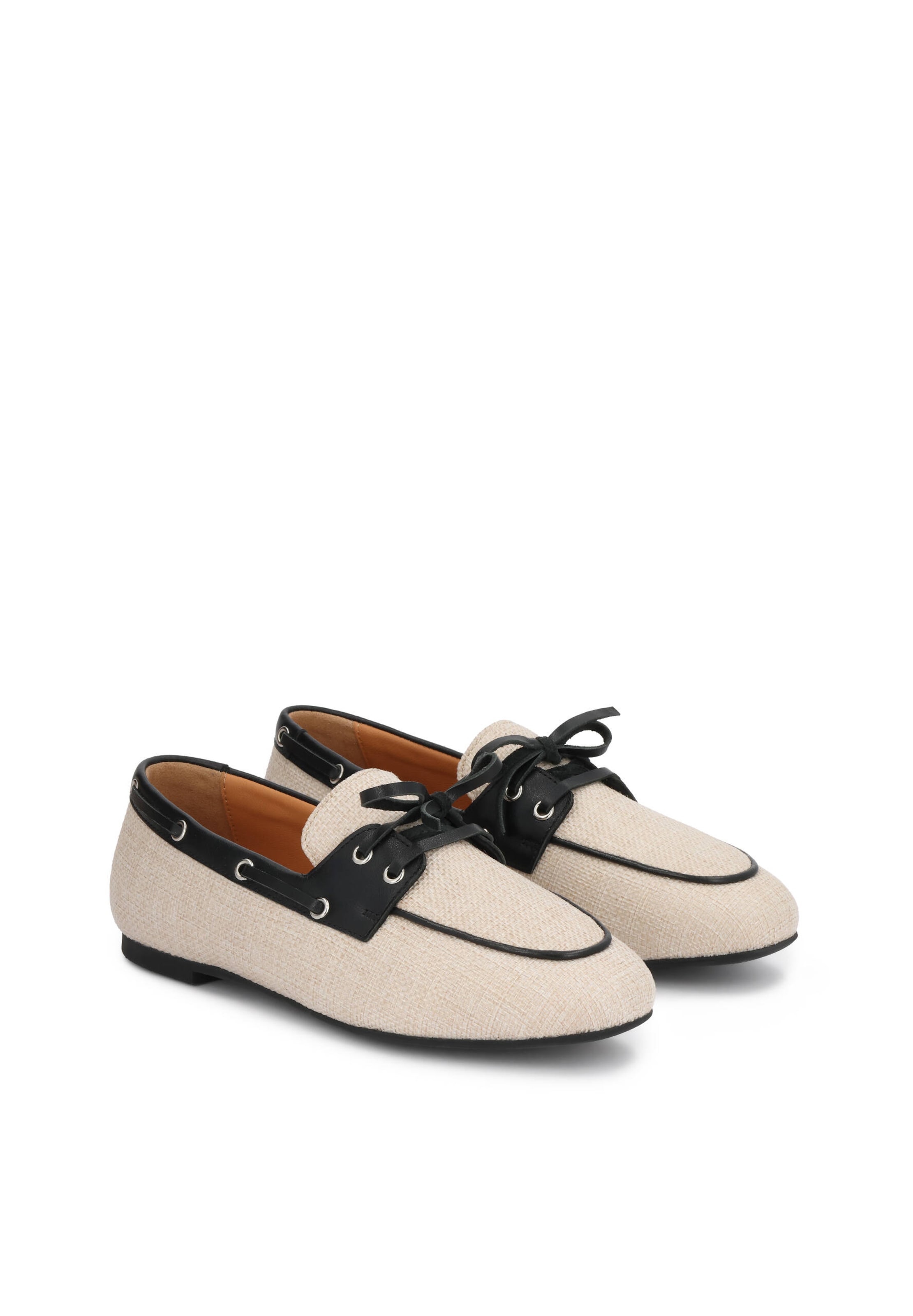 Chaussure à lacets Kazar en beige