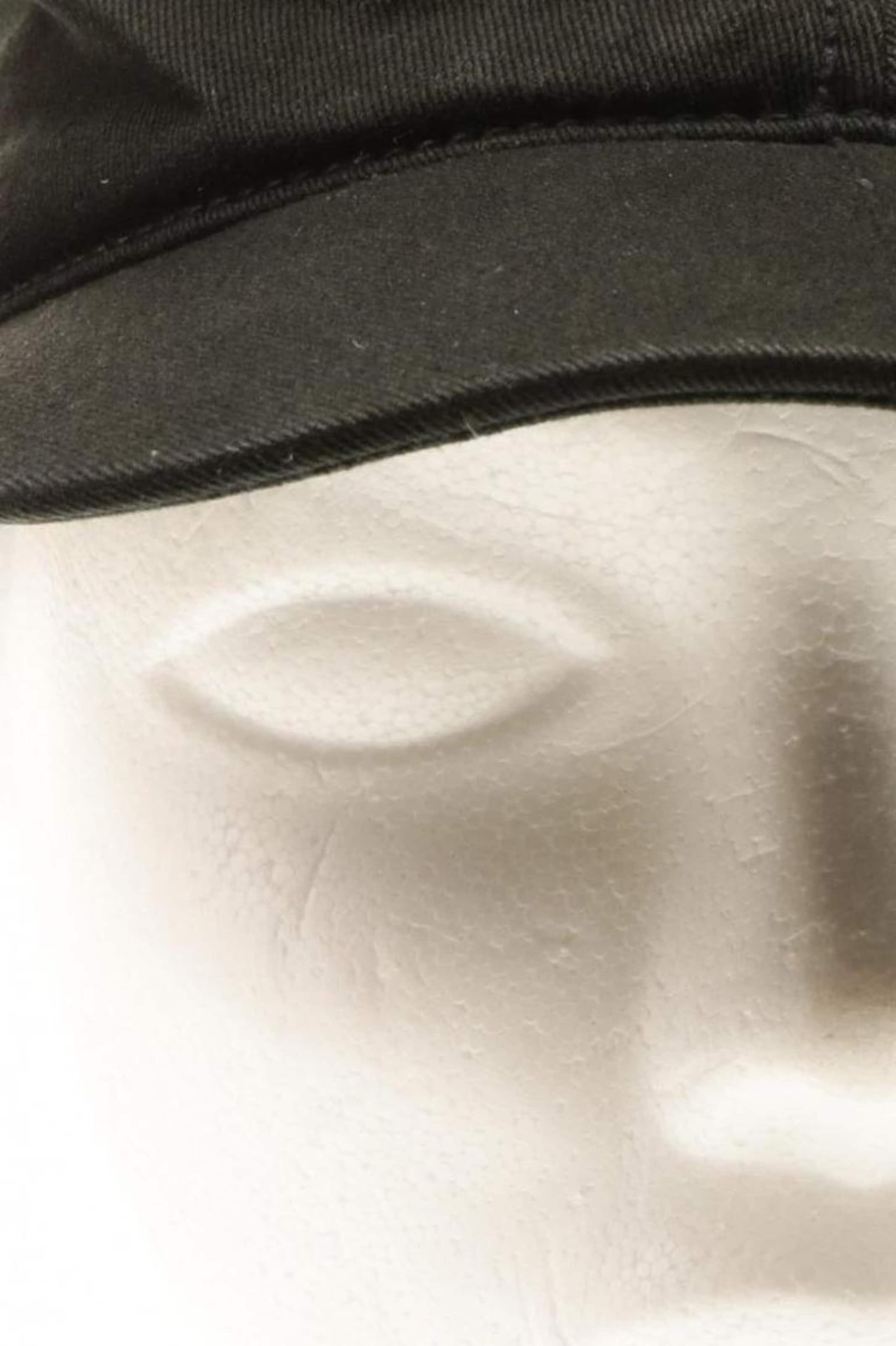 BOSS Hut oder Mütze S in Schwarz