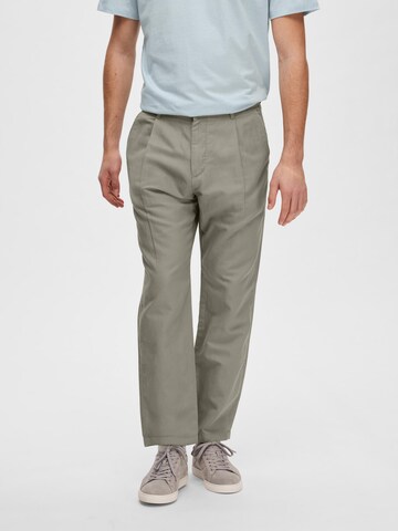 Regular Pantalon à pince 'Jones' SELECTED HOMME en vert : devant