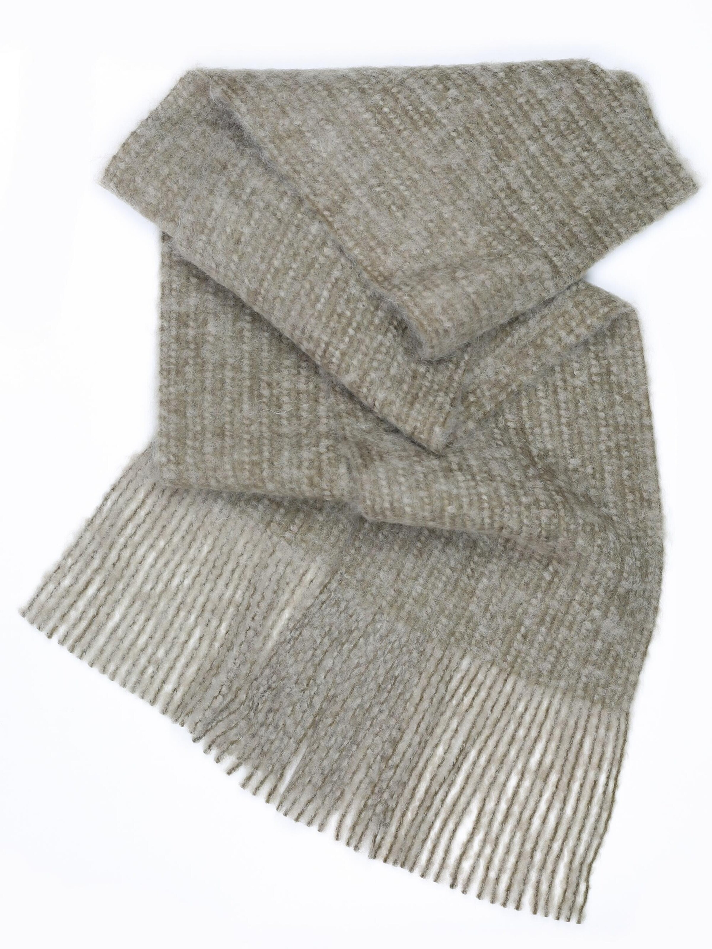 COLLEZIONE ALESSANDRO Scarf 'Wolltraum' in Brown