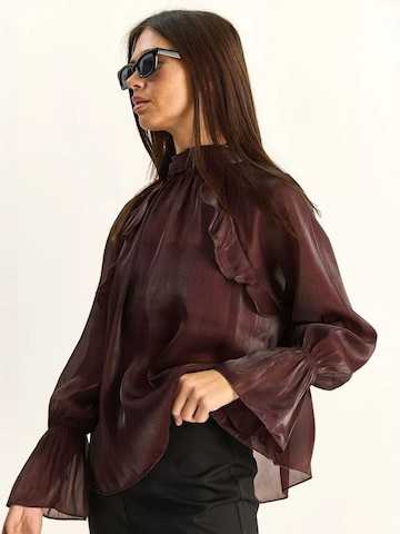 Camicia da donna di Bianco Lucci in rosso