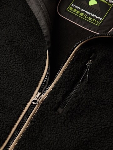 Veste en polaire Superdry en noir