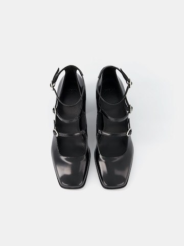 Bershka Slingback pumps in Black