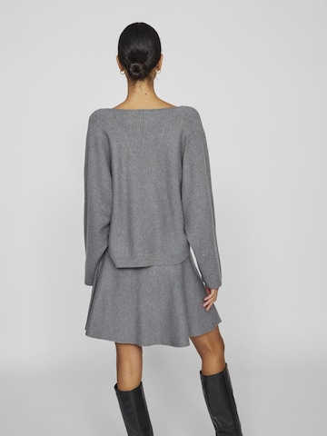 VILA - Jersey en gris