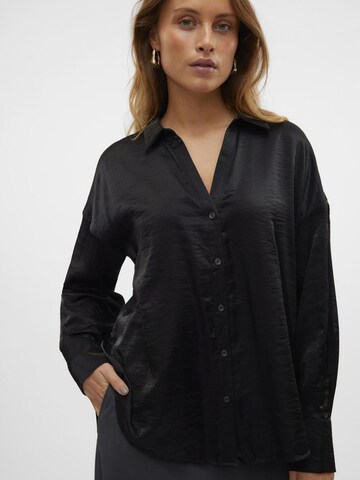 VERO MODA Bluse 'QUEENY' in Schwarz