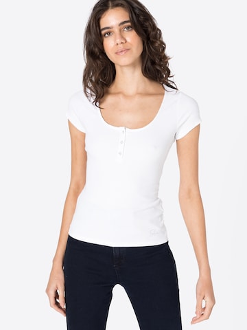 GUESS - Camiseta 'Karlee' en blanco: frente