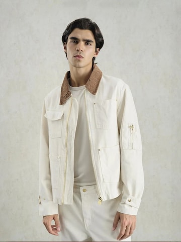 Veste mi-saison Giesto en blanc : devant