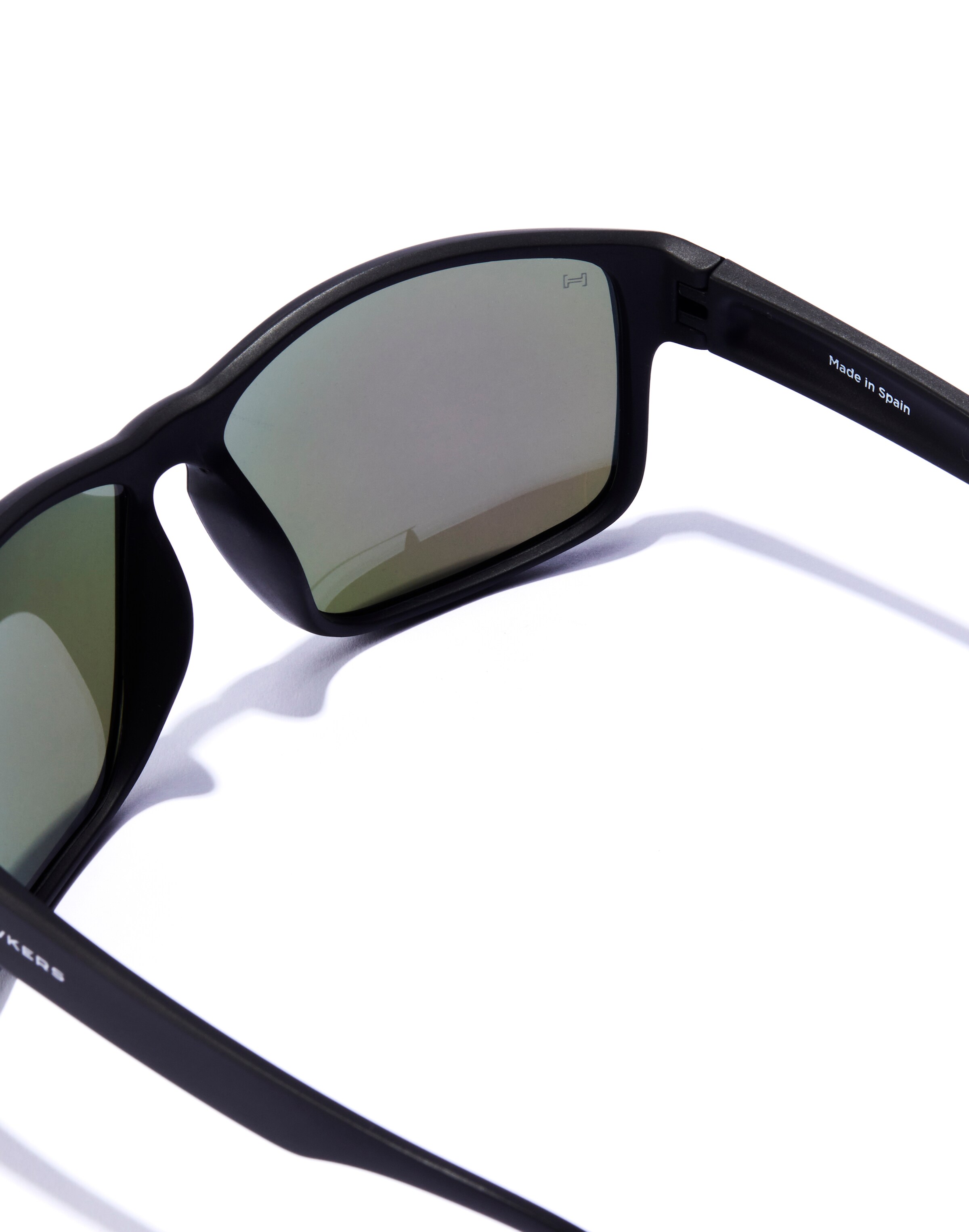 Occhiali da sole 'Faster Raw' di HAWKERS in nero