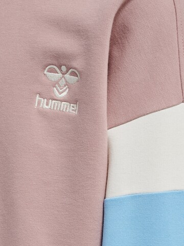 Hummel Athletic Sweatshirt 'Betzy' in Pink