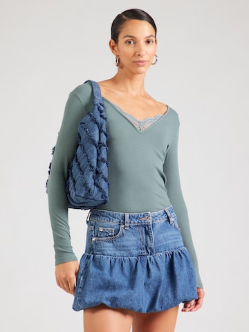 ABOUT YOU Shirt 'Christina' in Green: front