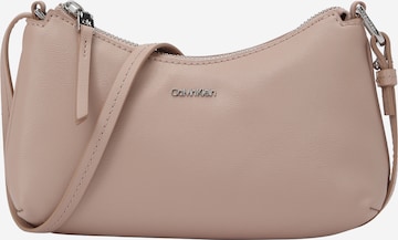 Calvin Klein - Bolso de hombro 'Emma' en gris: frente