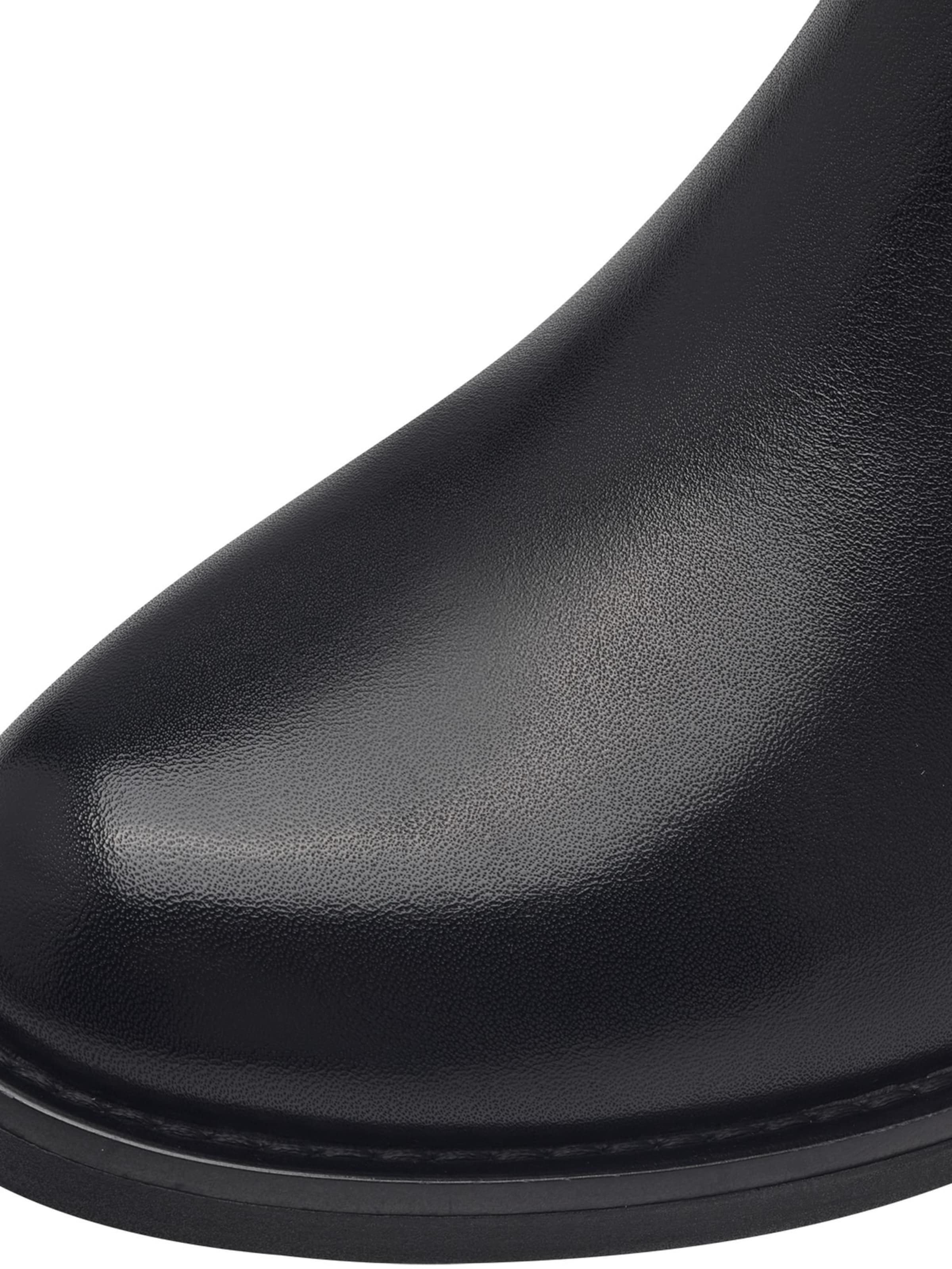 Tamaris Boot in Black